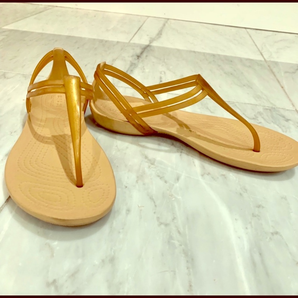 Gold/Tan Crocs Sandals size 6